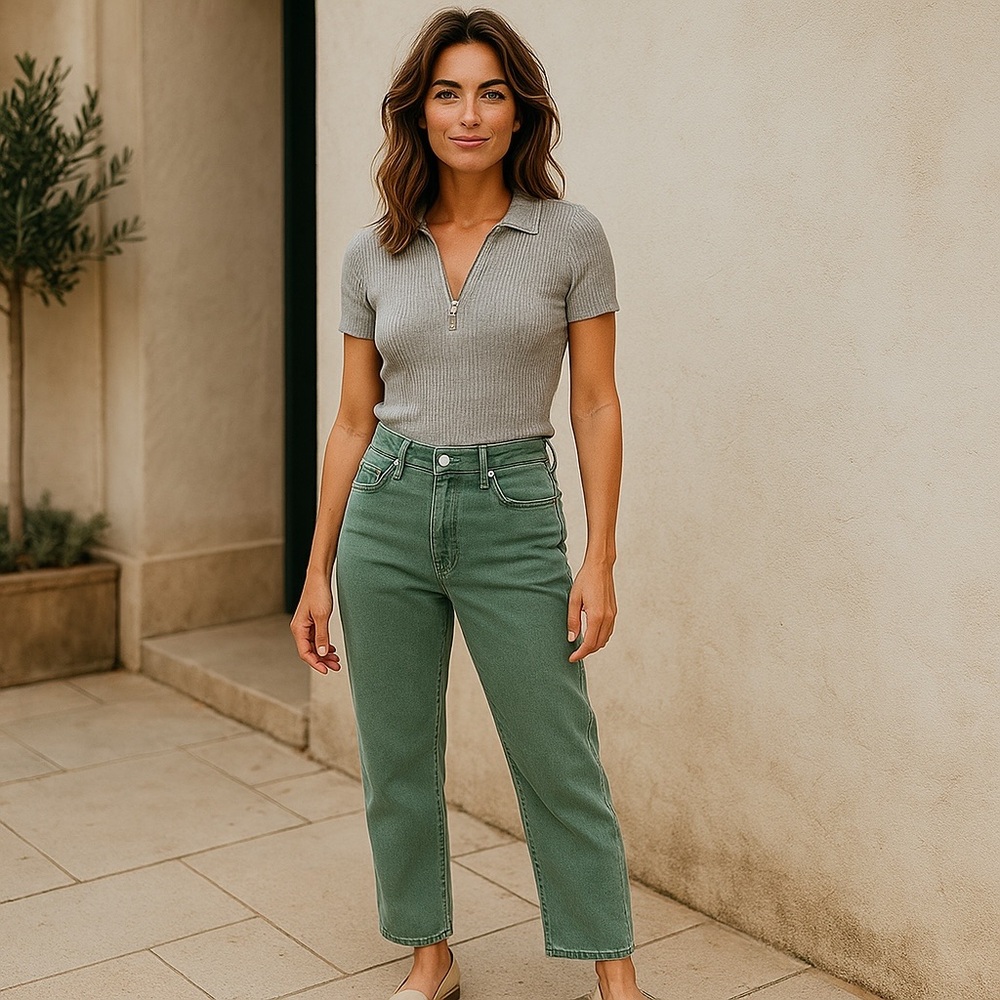 NWT KanCan Women's 90’s High Rise Straight Leg Jeans in Light Olive Green Denim‎